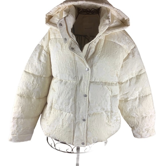 Avec Les Filles Ivory Jacquard Thermal Puff Coat/ Jacket | Sizes M & L | NWT - Picture 2 of 11